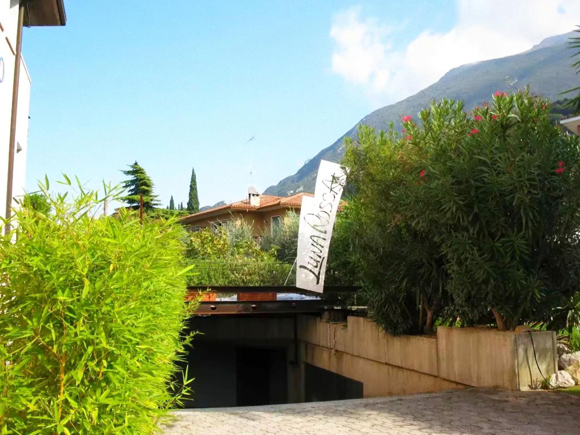 Hotel Luna Rossa (Adults Only) Malcesine Exterior foto