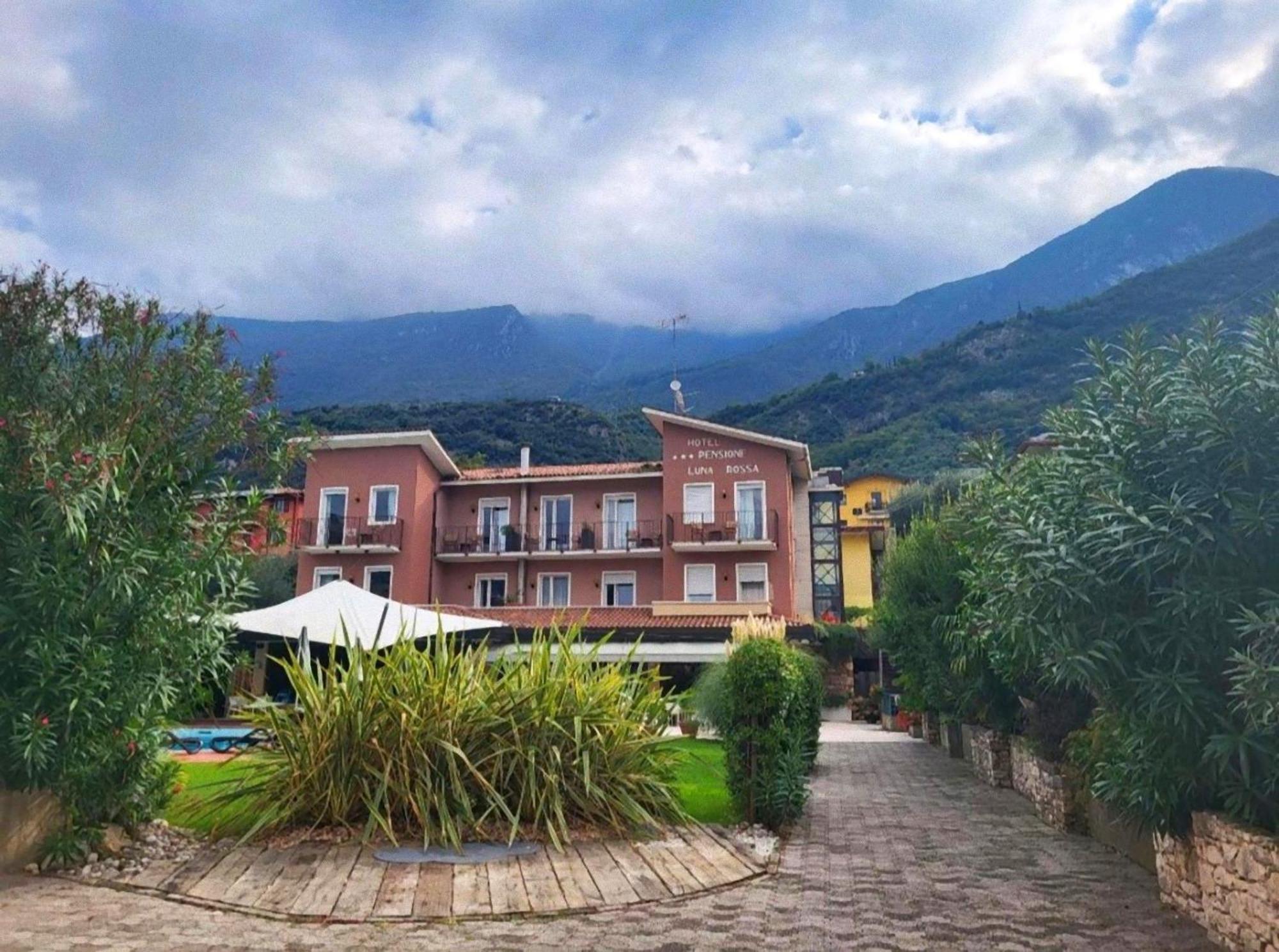 Hotel Luna Rossa (Adults Only) Malcesine Exterior foto