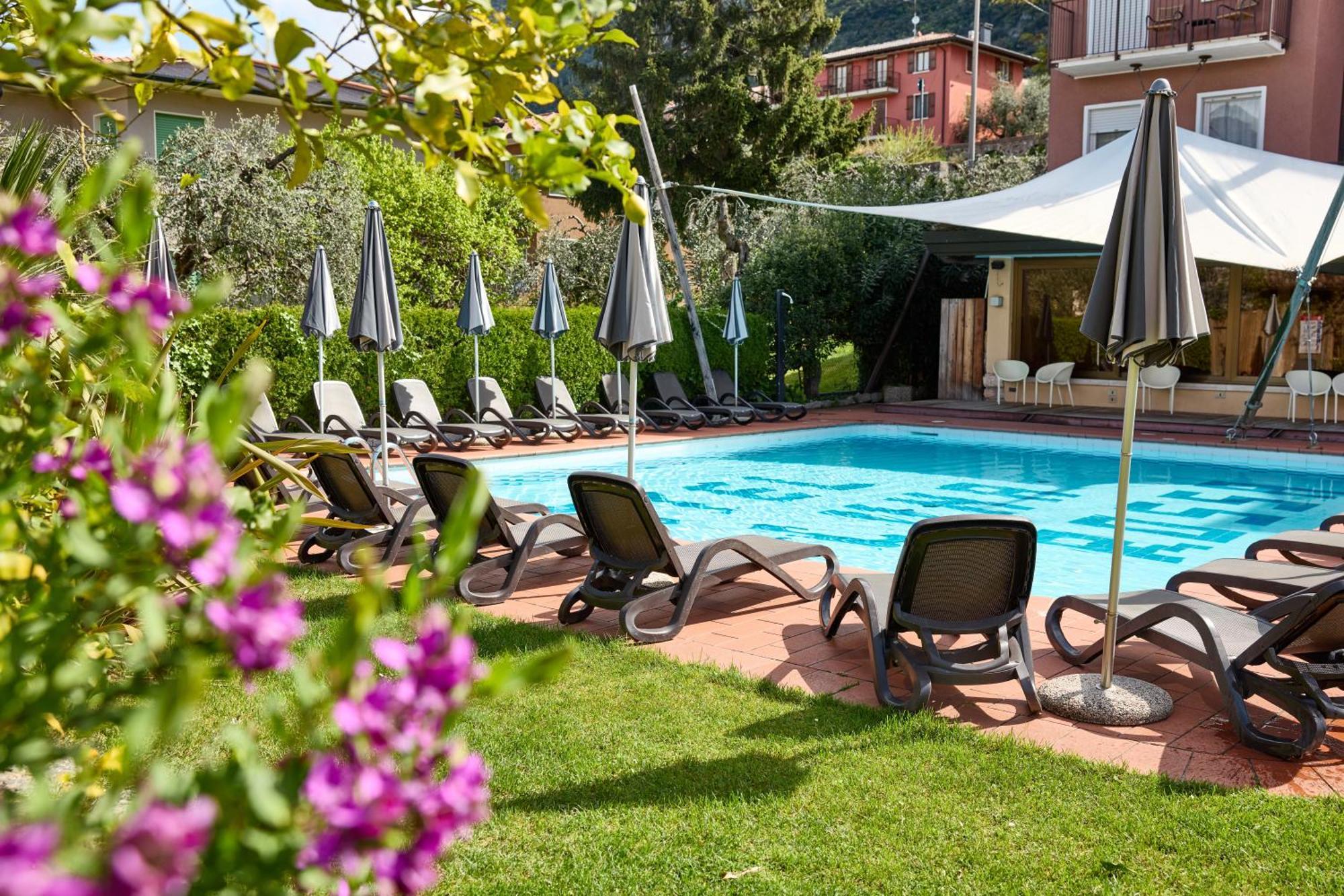 Hotel Luna Rossa (Adults Only) Malcesine Exterior foto