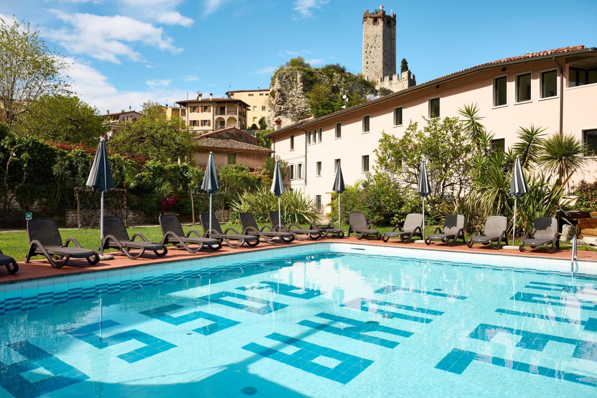 Hotel Luna Rossa (Adults Only) Malcesine Exterior foto