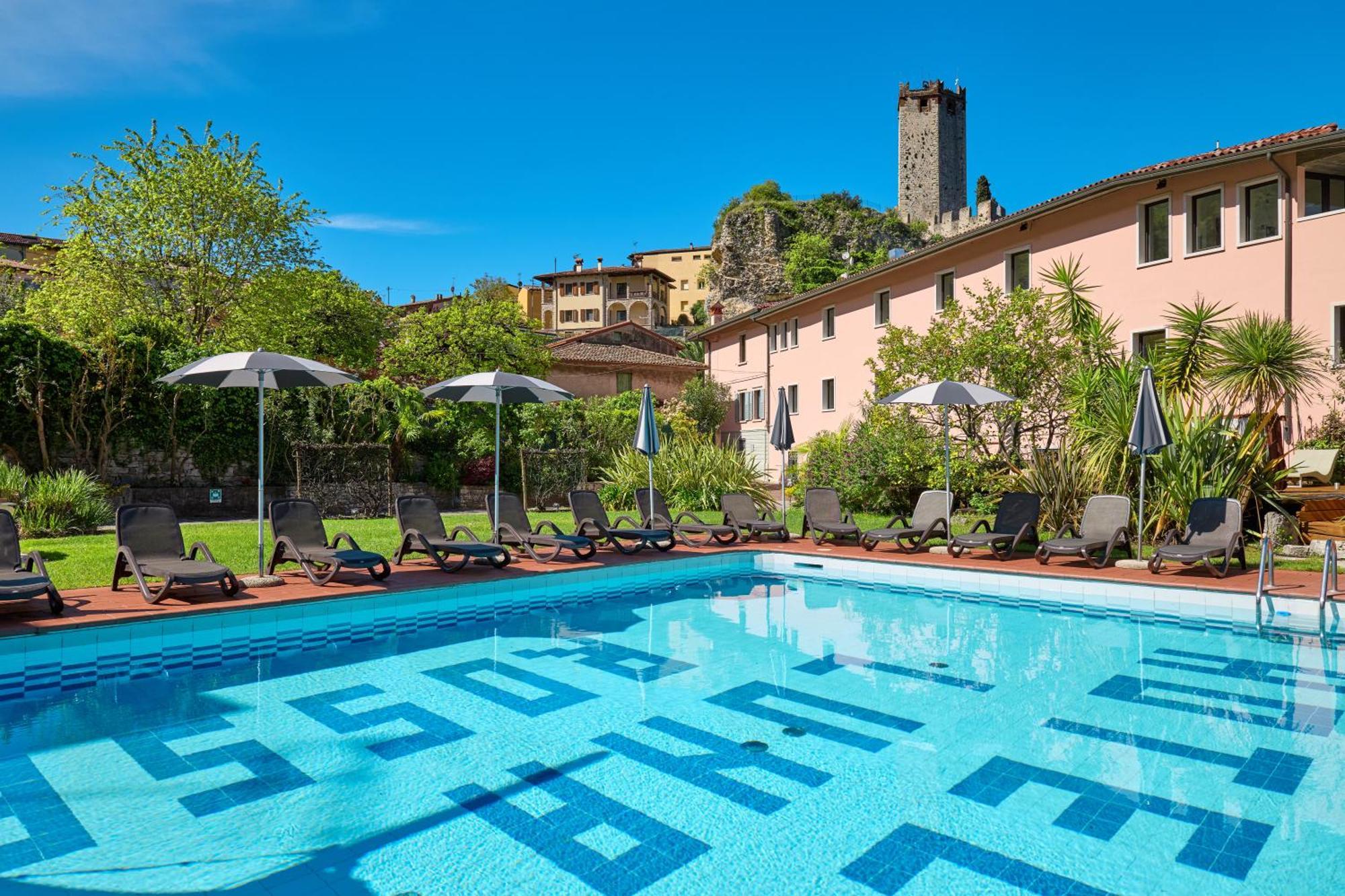 Hotel Luna Rossa (Adults Only) Malcesine Exterior foto